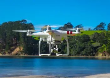 DJI Phantom 3 Drone. Cyber Monday Drone Deal on Amazon